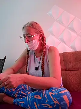 MILEIDE980's cam snapshot