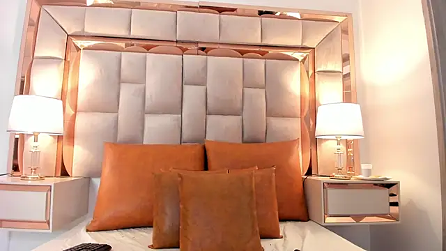 ValentinaBreats's cam snapshot