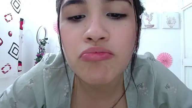 InocentHeaven1's cam snapshot