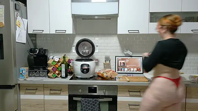 TokyoAna's cam snapshot