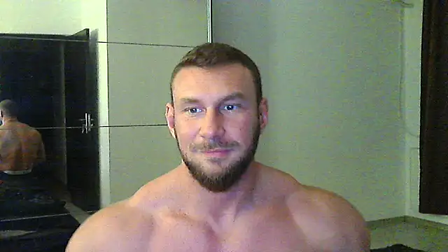 muscularkevin live sex cam