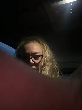 BonnyDesire's cam snapshot