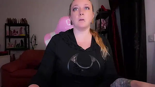 kisicaxx's cam snapshot