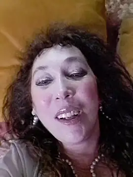 GypsyEsmeralda live sex cam