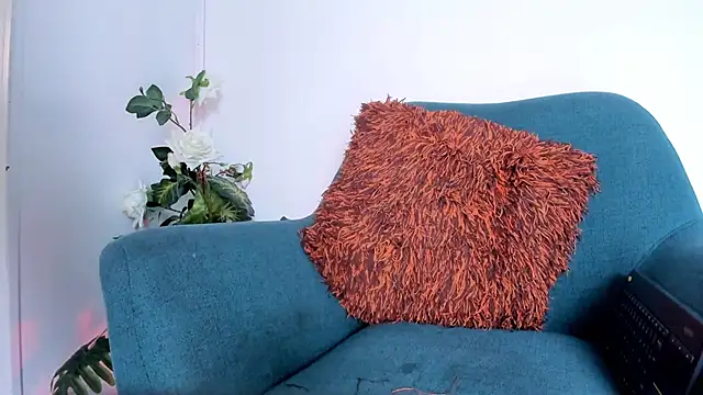 LahanaKimish's cam snapshot