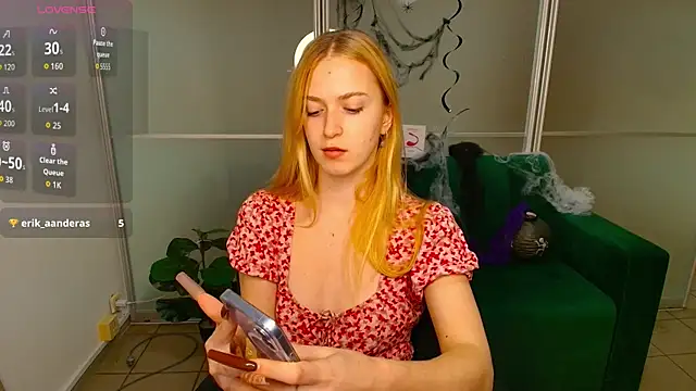 MirandaMayers's cam snapshot