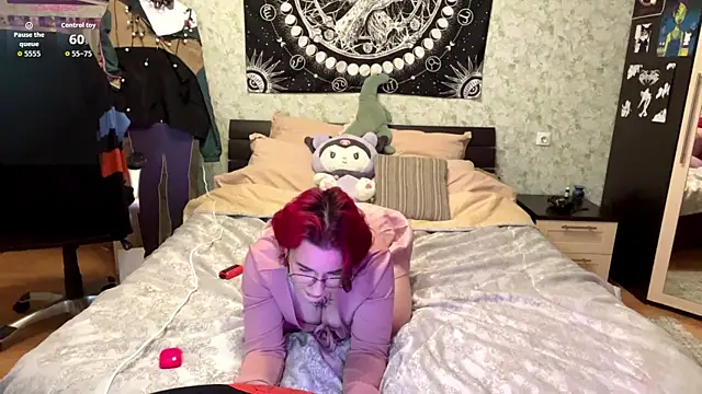 TheaMacrae's cam snapshot