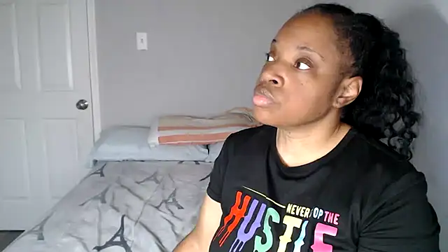 Sexymona1218's cam snapshot