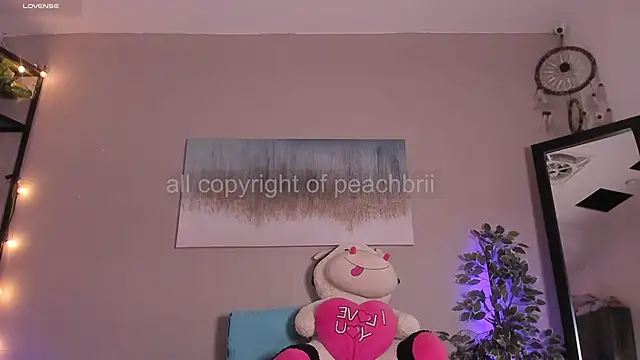 PechBri's cam snapshot