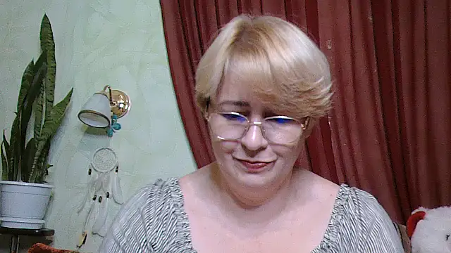 Selena-Velvet's cam snapshot