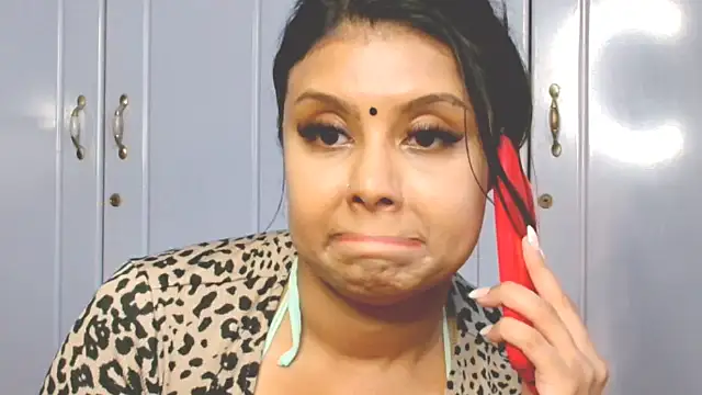 Indian_GlowingMiax's cam snapshot