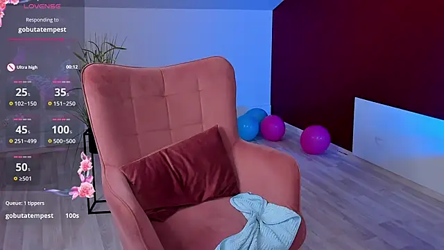 LullyFox's cam snapshot