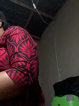 ChubbyAssyiyer's cam snapshot