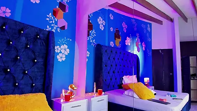 violet_smith2's cam snapshot