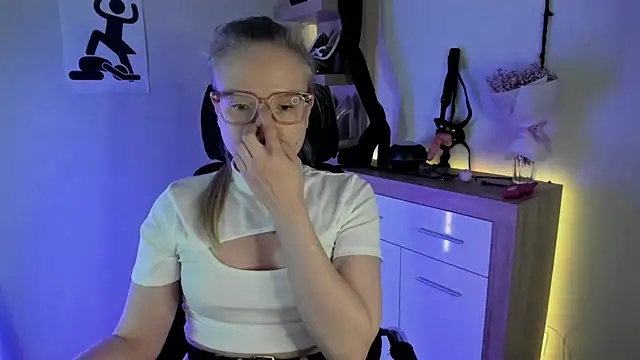 NancyHottie's cam snapshot