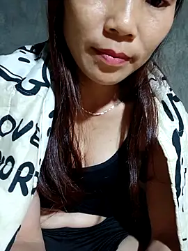 Bear_bear0's cam snapshot