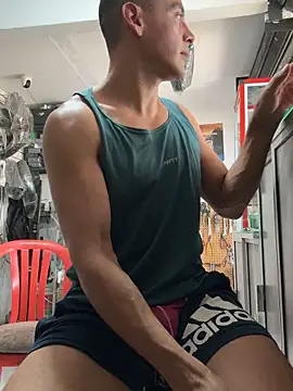 Paul22cm- live sex cam