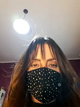 Akemi_rossi live sex cam