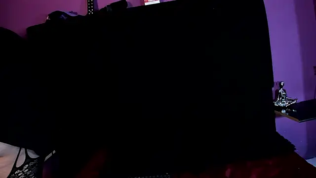 SabbathSinclair's cam snapshot