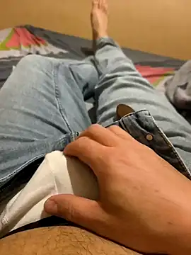 Normalludo0202 live sex cam