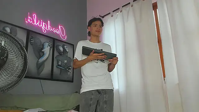 camillo_virgil live sex cam