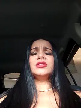 CataleyaRusso's cam snapshot