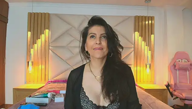 allie_pearl's cam snapshot