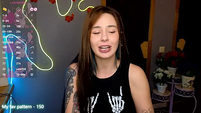 Miss_Fortuna's cam snapshot