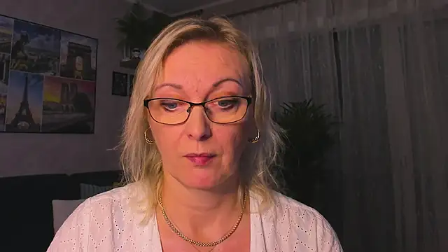 vanessa_chat's cam snapshot