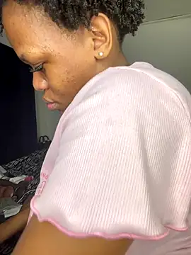 Boneca25 live sex cam