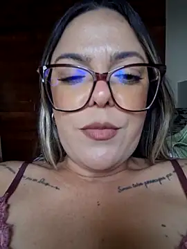 LiviaTavares_123's cam snapshot