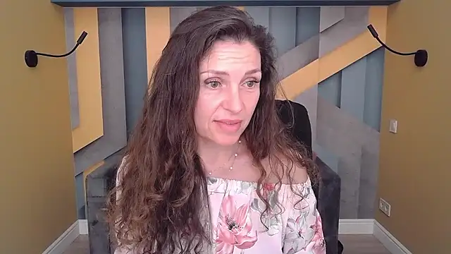 EllaLong's cam snapshot