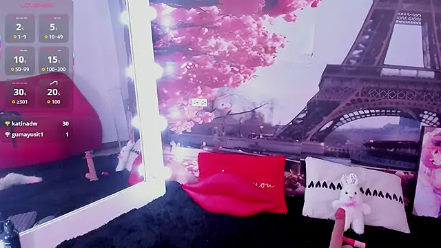 little_ellie_1's cam snapshot