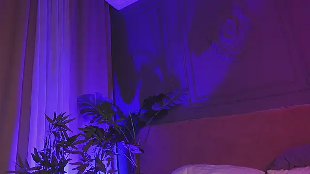 Liv_Fay's cam snapshot