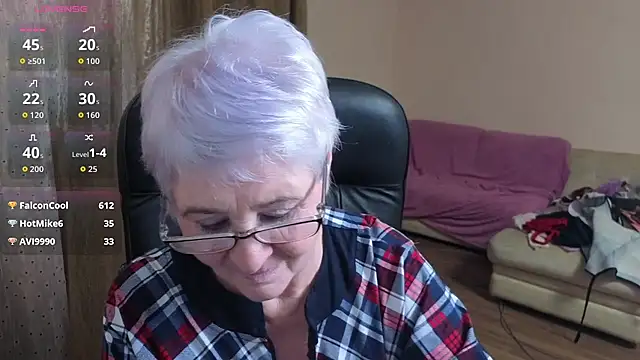 Sandra_Snowflake's cam snapshot