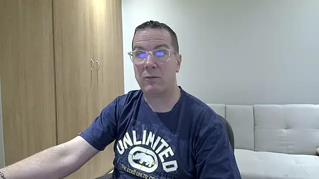 BrettJ81's cam snapshot