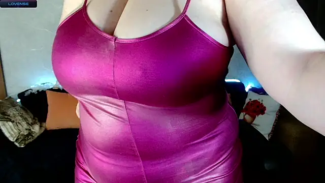 Nikki_March's cam snapshot