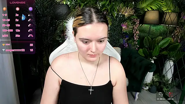 HeyMary's cam snapshot