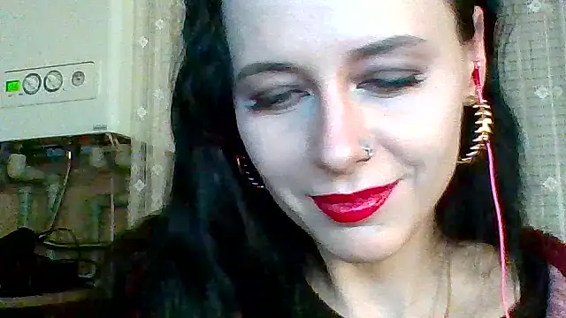 LuminousLady's cam snapshot