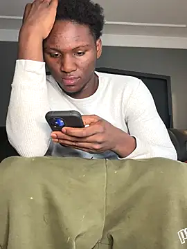 Festivitiesking1's cam snapshot