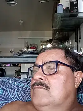 Misterymem63's cam snapshot