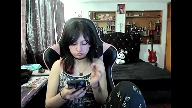 Maki_Zein_'s cam snapshot