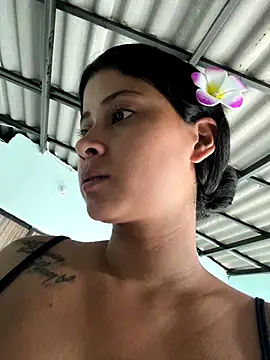 Lucy0212's cam snapshot