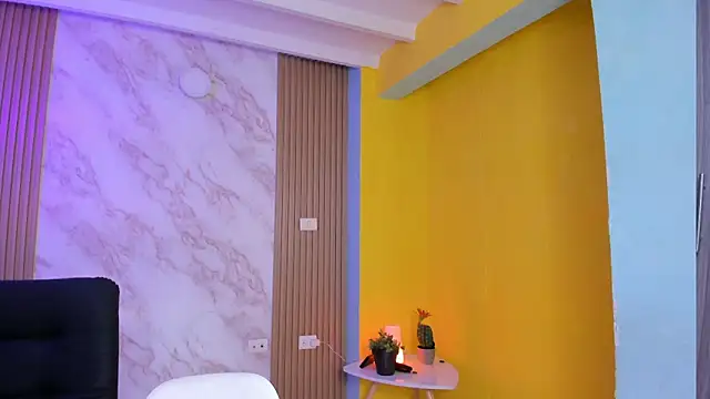 Megan_blue7's web cam