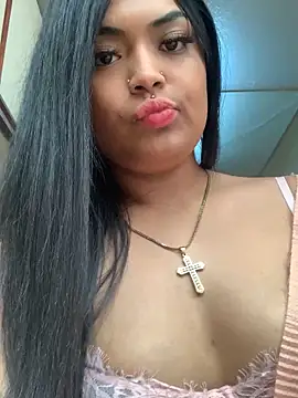 ScarlettSweet_Pink's cam snapshot