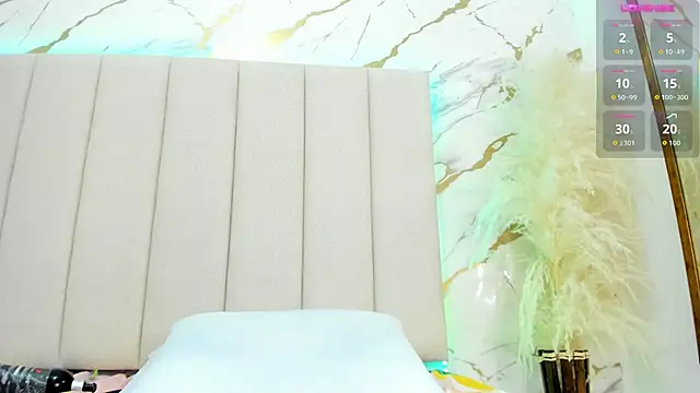 aggy_castel's cam snapshot