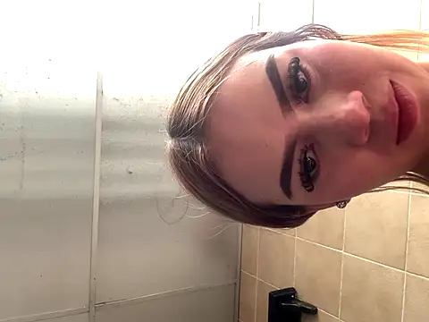 AriaFox_Pink's cam snapshot