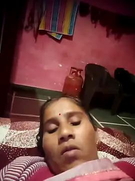 OliveGreen22's cam snapshot