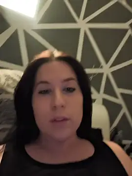 zara_night01's cam snapshot