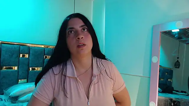 valery_cute_18's cam snapshot